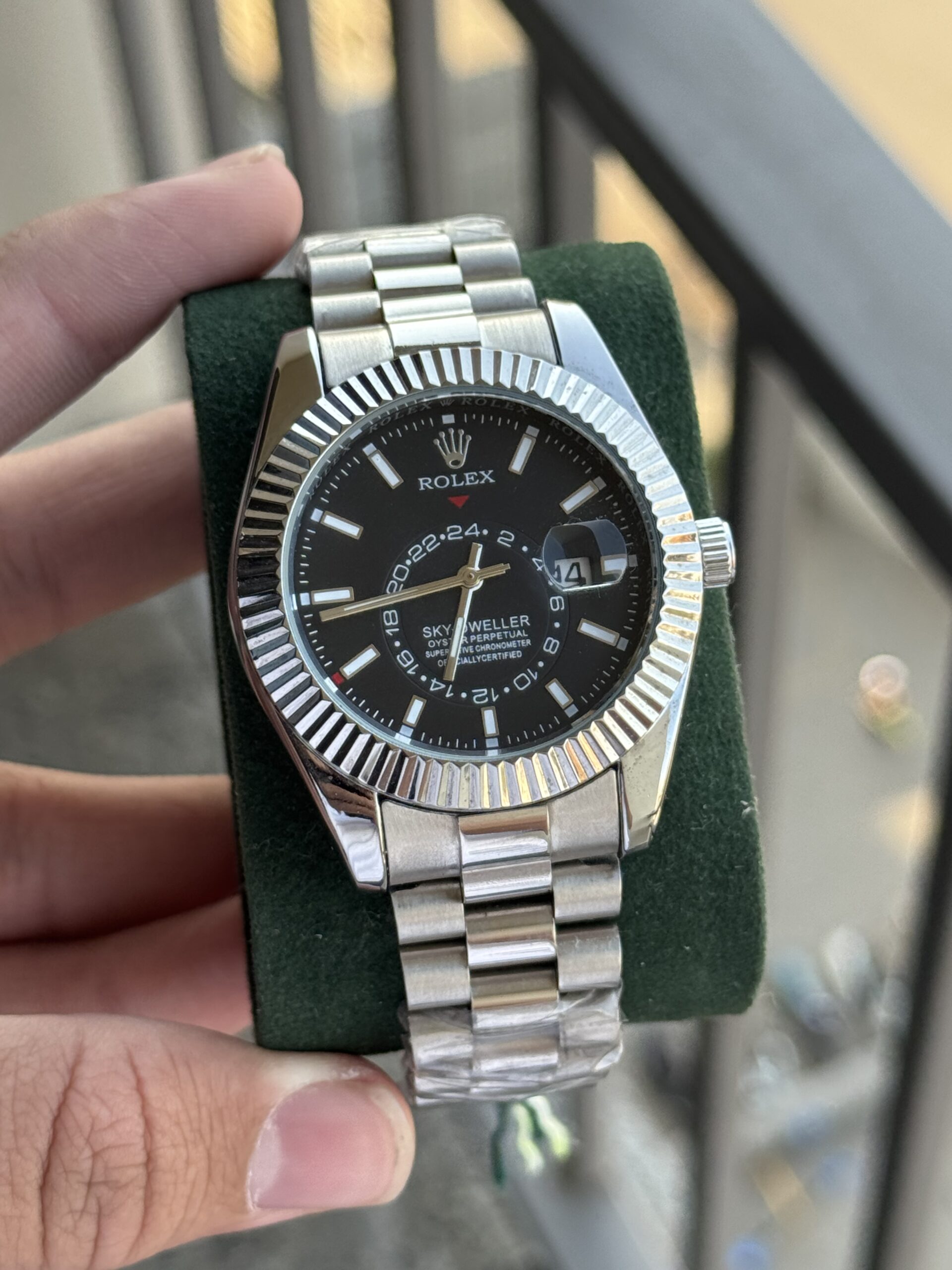 IMG_8352 Rx-9822 - Image 1