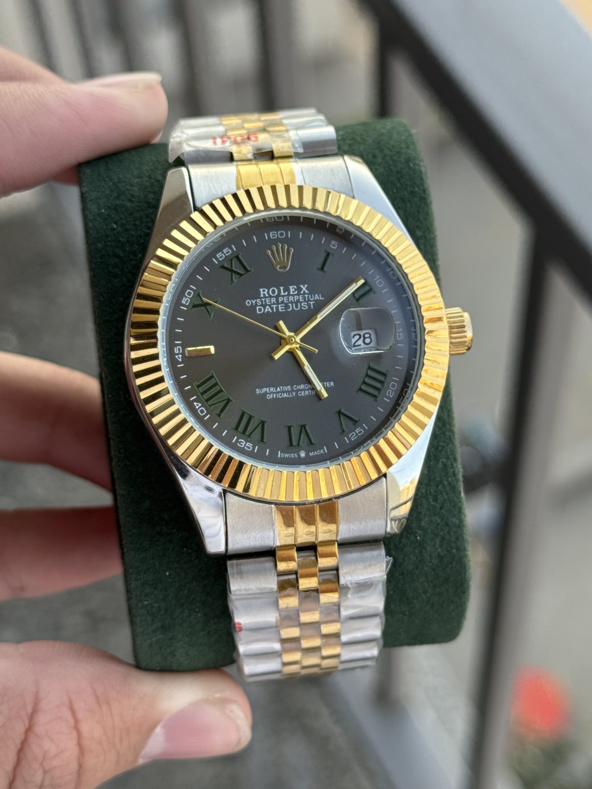 IMG_8372 Rx-9833 - Image 1