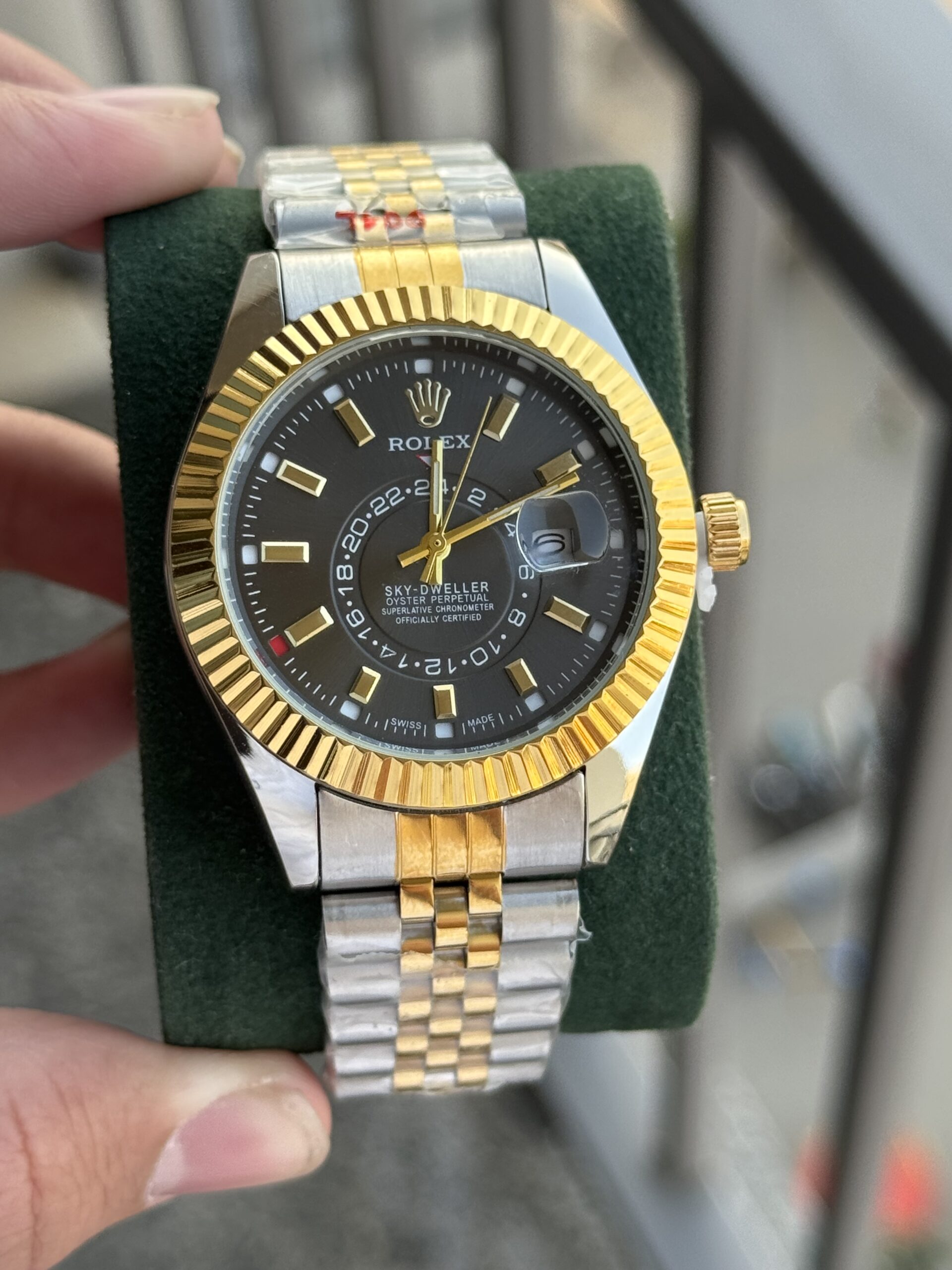 IMG_8375 Rx-9835 - Image 1