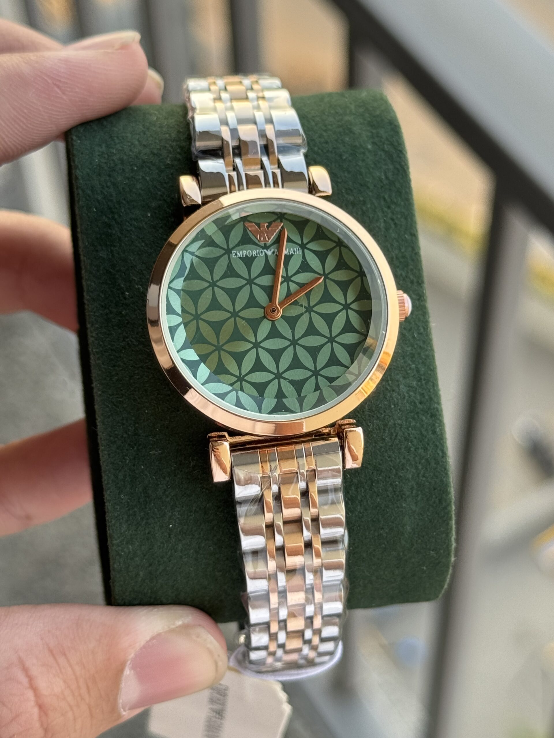 IMG_8432 Ar-7735 - Image 1