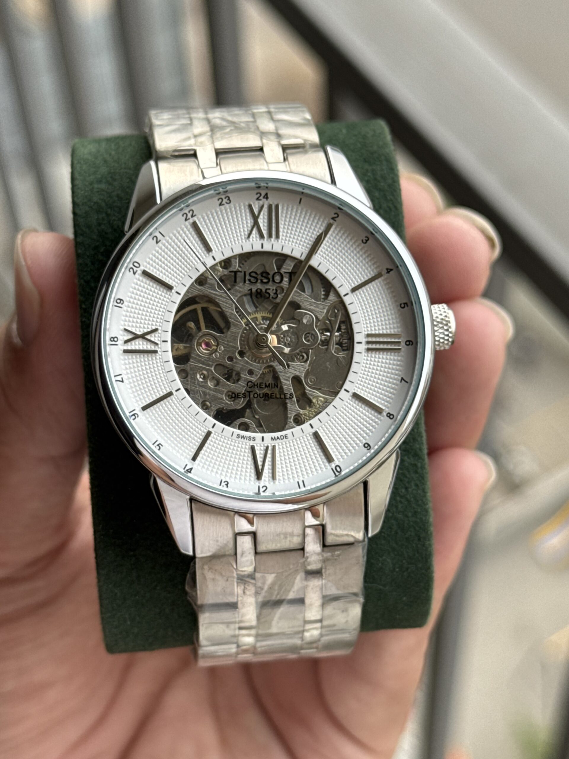 IMG_8825 Ts-8915 - Image 1