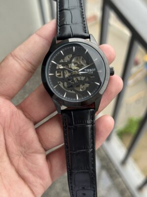 TS-8943